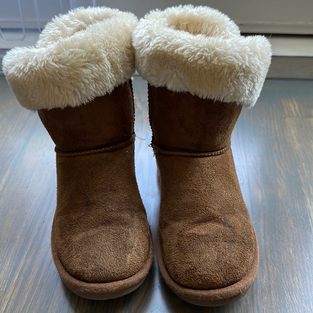 Faux shearling kids boots by après, 2Y
